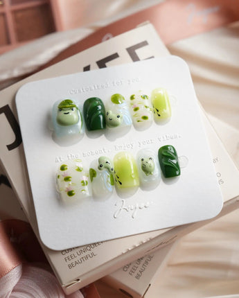 Frog Dodo pond press-on nails in extra short square shape