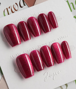 Fuchsia Cat-eye press-on nails in short coffin shape — Fuchsia Cat eye

