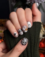 Ghost Coco nail art close-up showing Silver Glitter Halloween, 3D Ghost & Mummy. details