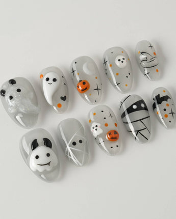 Ghost Coco press-on nails in extra short almond shape — Silver Glitter Halloween, 3D Ghost & Mummy.