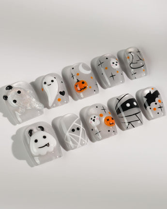 Ghost Coco press-on nails in short square shape — Silver Glitter Halloween, 3D Ghost & Mummy.
