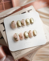 Gilded Ivy Extra Short Oval press on nails, handmade custom nails by Joyeenails