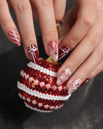 Your Gift nails — Classic Red & White by Joyee Nails