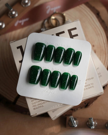 Glowing Forest nails — Forest Green Base, featuring by Joyee Nails