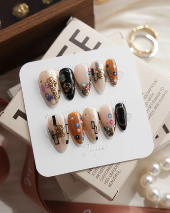 Golden Kiss Short Almond press on nails, handmade custom nails by Joyeenails