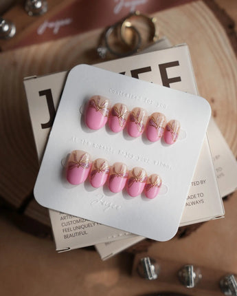Gorg Bow nails in extra short oval — Sweet Barbie Pink, Golden
