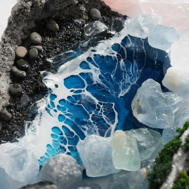 Global water-inspired nail art from the H2O FlowBlue collection.