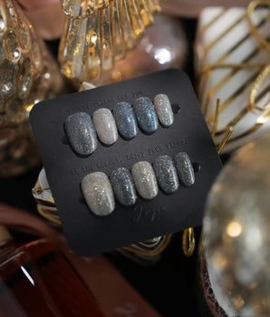 Icy Fog press-on nails — Space Gray & Aurora