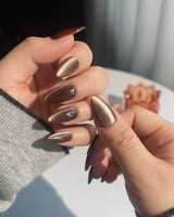Arabica Cat-eye press-on nails with warm coffee brown magnetic shimmer and glossy finish