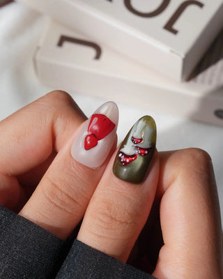 Little Red Riding Hood press-on nails by Joyee Nails