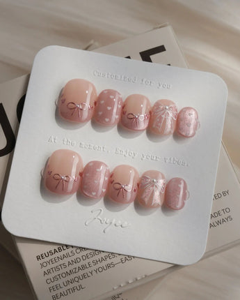 Love Letter nails in extra short squoval — Dreamy Shimmer Pink, 3D