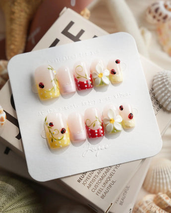 Lucky Dot Short Square press on nails, handmade custom nails by Joyeenails