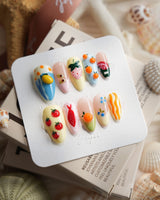 Mercato Italian market press-on nails in medium almond shape