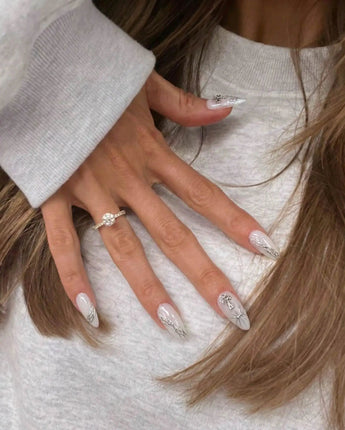 Metallic Patterned White Nails - Joyeenails - RY013-XS / Medium Almond