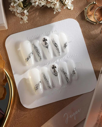 Metallic Patterned White Nails - Joyeenails - RY013 - XS / Medium Coffin