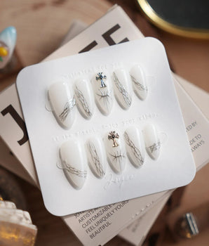 Metallic Patterned White Nails - Joyeenails - RY013-XS / Short Almond
