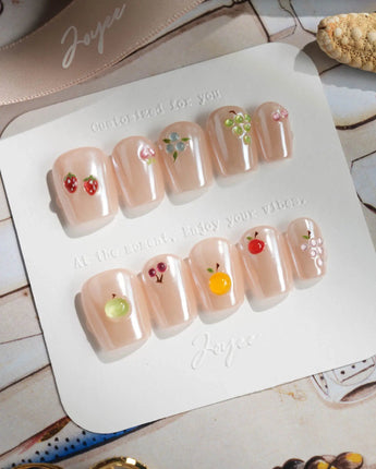 Mini Fruit nude 3D candy fruit press-on nail set with cat-eye shine