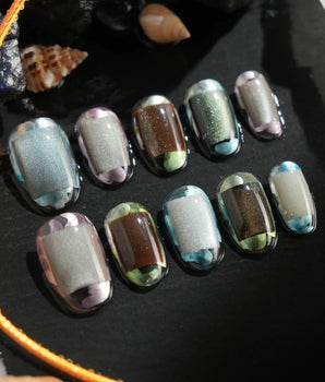 Mirrorplay press-on nails — Science fiction style, with