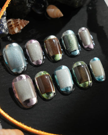 Mirrorplay press-on nails — Science fiction style, with