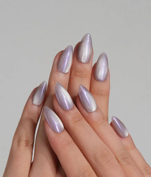 Moonstone handmade press-on nails featuring pearl lavender cat eye shimmer