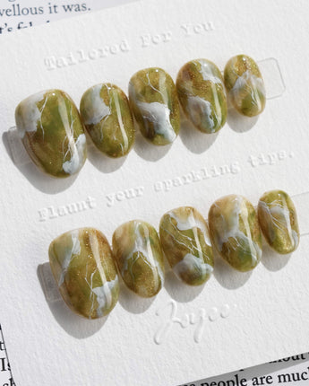 Mosses - Nightlight Moss nails — Vintage Herbal Green, Marble by Joyee Nails
