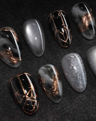 Patina press-on nails by Joyee Nails