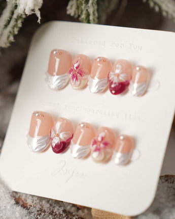 Duchess Purple reusable press-on nails with raised flowers and romantic lavender tones
