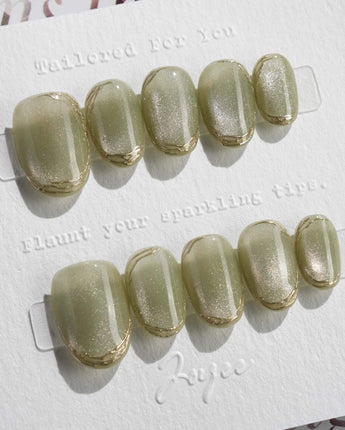 Ripples - Twinkle Reservoir nails — Premium Silver-Grey Cat Eye, by Joyee Nails