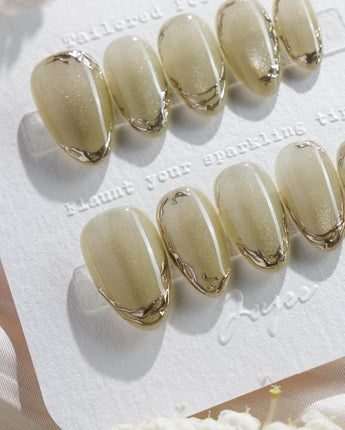 Ripples - Twinkle Reservoir press-on nails — Premium Silver-Grey Cat Eye,