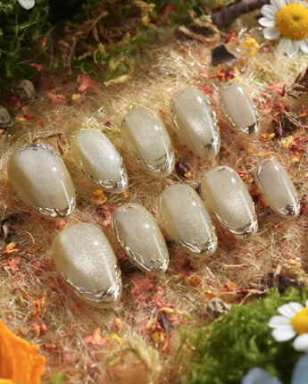 Ripples - Twinkle Reservoir nails — Premium Silver-Grey Cat Eye, by Joyee Nails