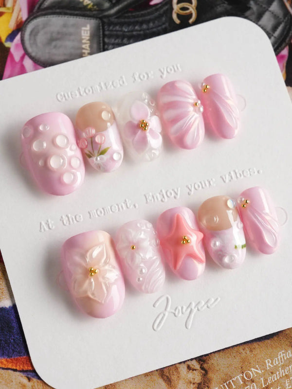 Romantic Garden press-on nails in short oval shape — Delicate Pink Tone, 3D Flowers & Star.