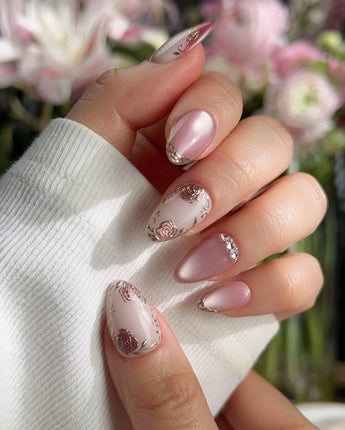 Rose-Théâtre Noir press-on nails — Elegant Rose Pink, Embossed Florals & Metallic Edging. handmade nail art by Joyee Nails