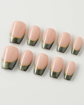 Silk Green in short coffin shape with glossy green cat-eye tips and gold line detail