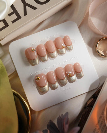 Silk Green - New nails in short coffin — nude pink base sage