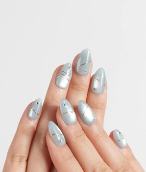 Soda Bubble press-on nails — Fresh Icy Blue, Simple