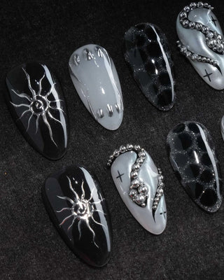 Talisman press-on nails by Joyee Nails