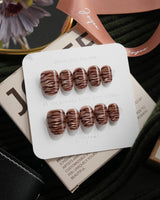 Tiger Eye Extra Short Oval press-on nails