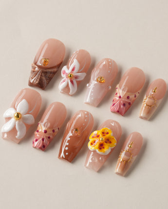 Tropical Nails Vibes tropical flower nail designs with hand-painted summer details