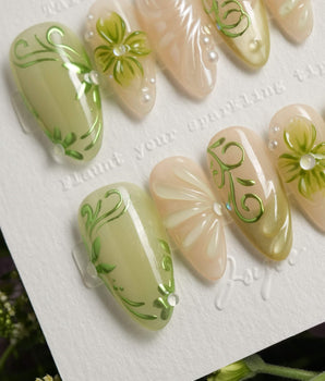 Vines - Sneaky Climber press-on nails — Fresh Avocado Green, Hand-painted