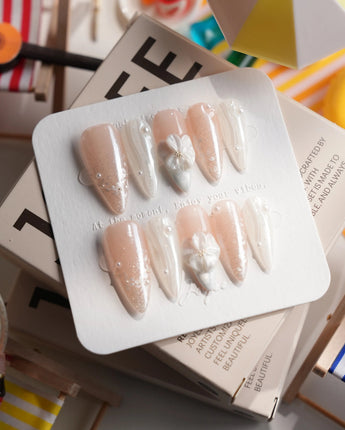 White Musk Medium Stiletto press on nails, handmade custom nails by Joyeenails