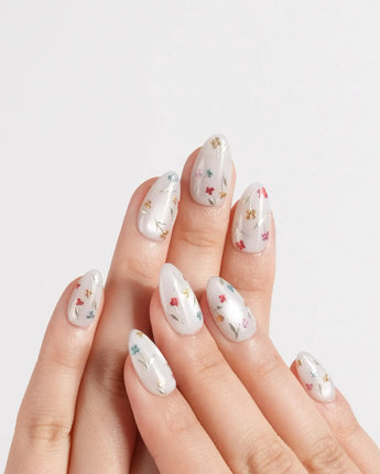 Wildflower nail art close-up showing Fresh Creamy White, Colorful Metallic Dainty Florals & Gold Wire Stems. details