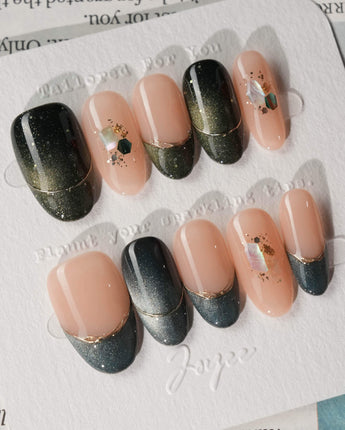 Woodland Sea in medium oval shape with dark green cat-eye effect and shell glitter accents