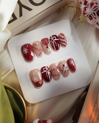 Your Gift nails — Classic Red & White by Joyee Nails